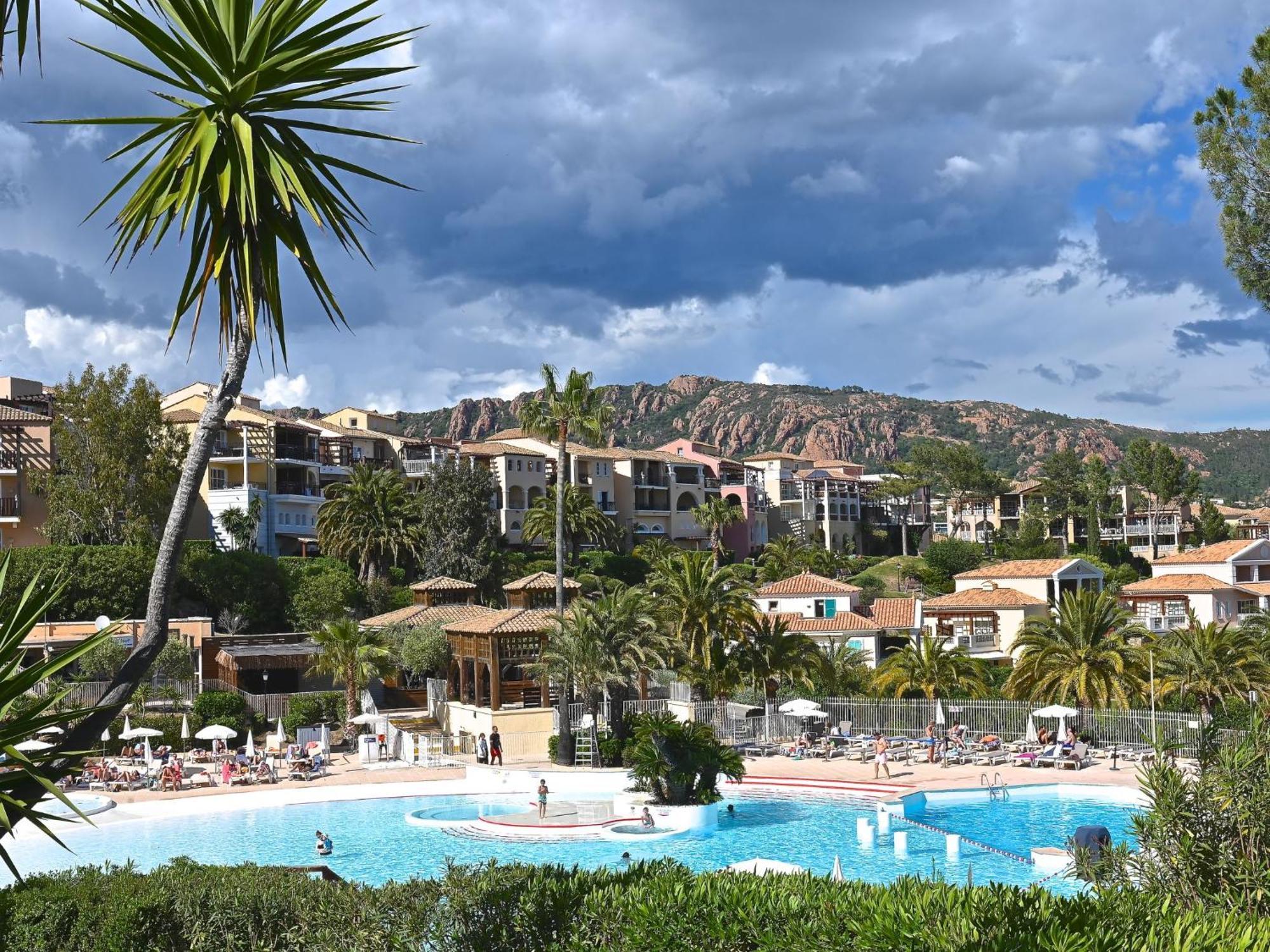 Apartment Village Cap Esterel - Le Village-52 By Interhome Сен-Рафаэль Экстерьер фото