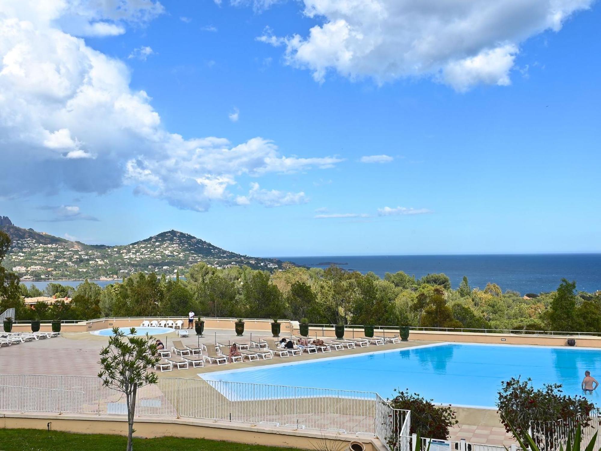 Apartment Village Cap Esterel - Le Village-52 By Interhome Сен-Рафаэль Экстерьер фото