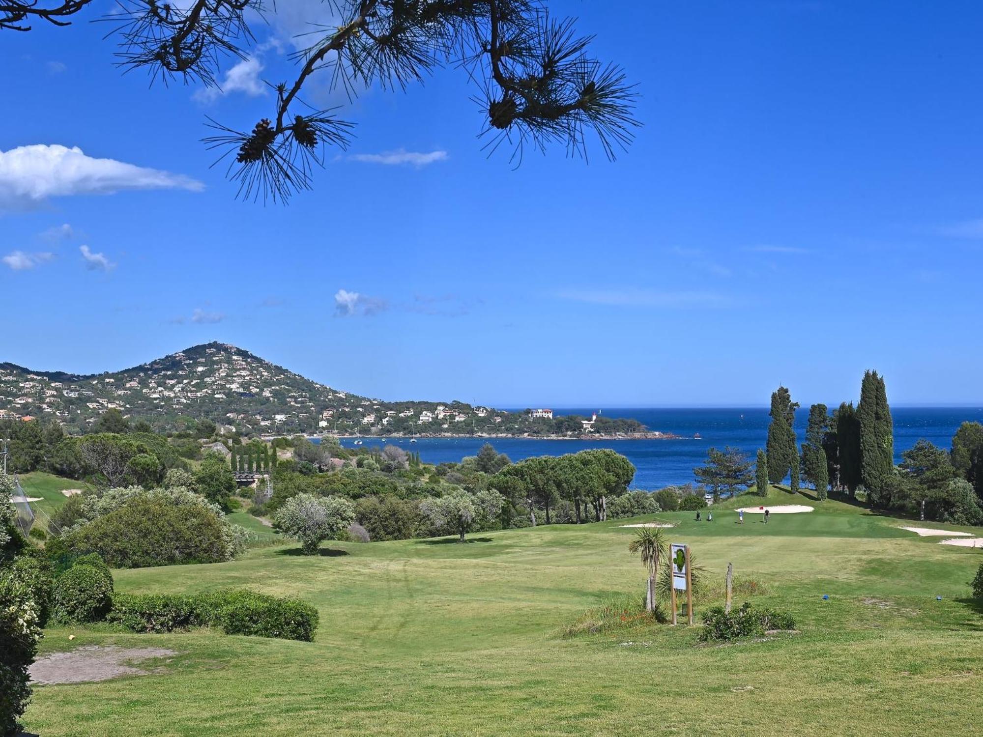 Apartment Village Cap Esterel - Le Village-52 By Interhome Сен-Рафаэль Экстерьер фото