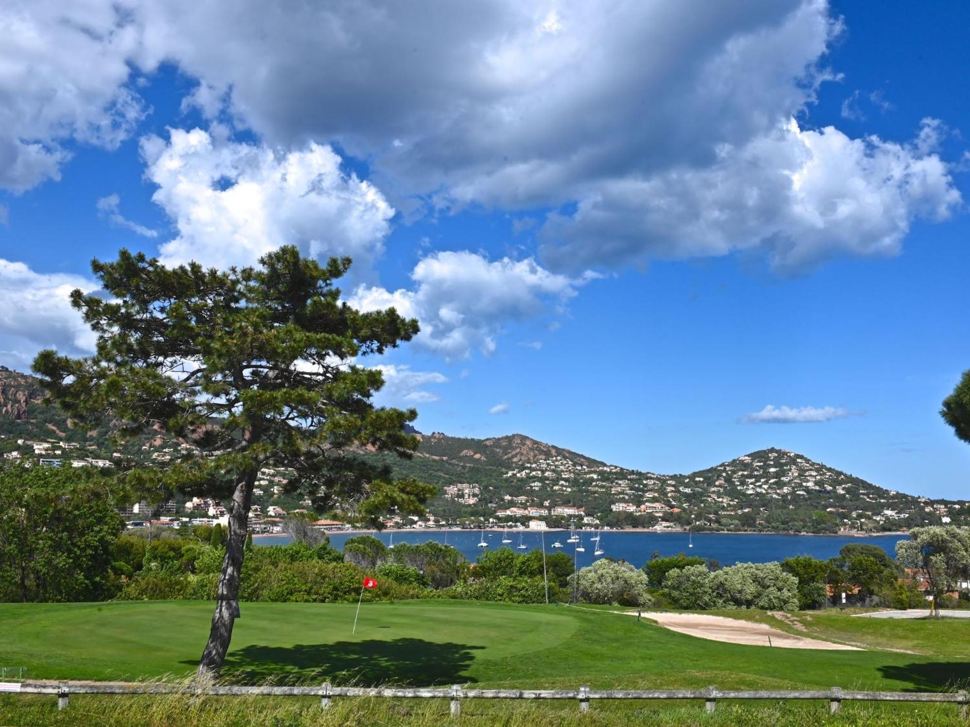 Apartment Village Cap Esterel - Le Village-52 By Interhome Сен-Рафаэль Экстерьер фото